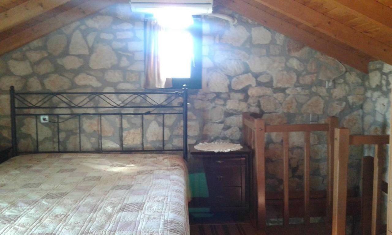 The Stone House-Zacharatos Nikolaos Villa Poulata Exterior photo