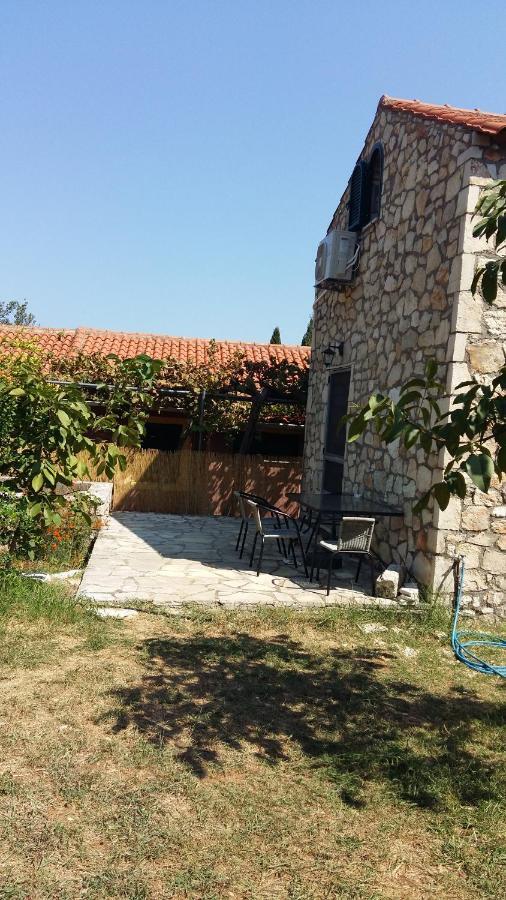 The Stone House-Zacharatos Nikolaos Villa Poulata Exterior photo